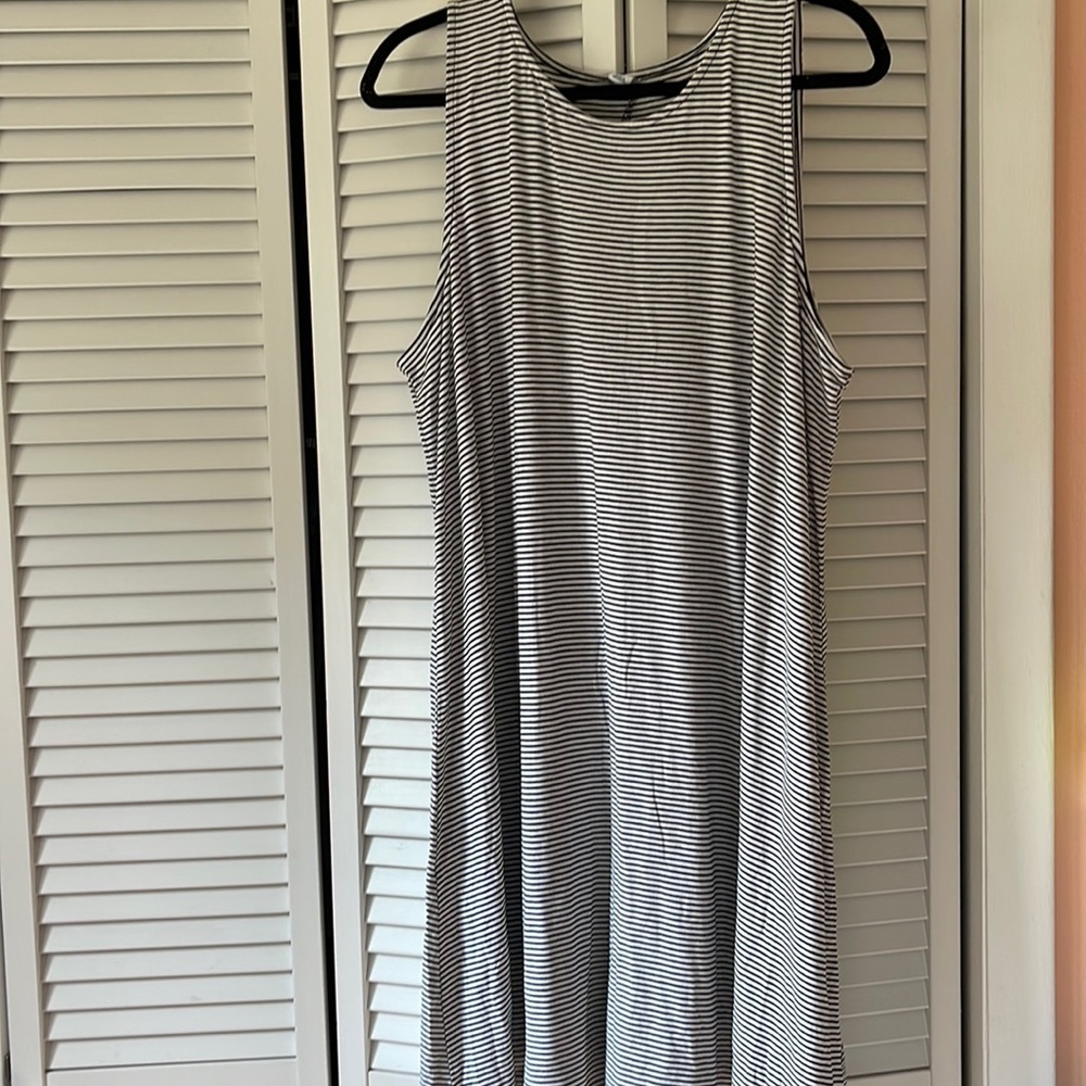 stripe dress with no sleeves